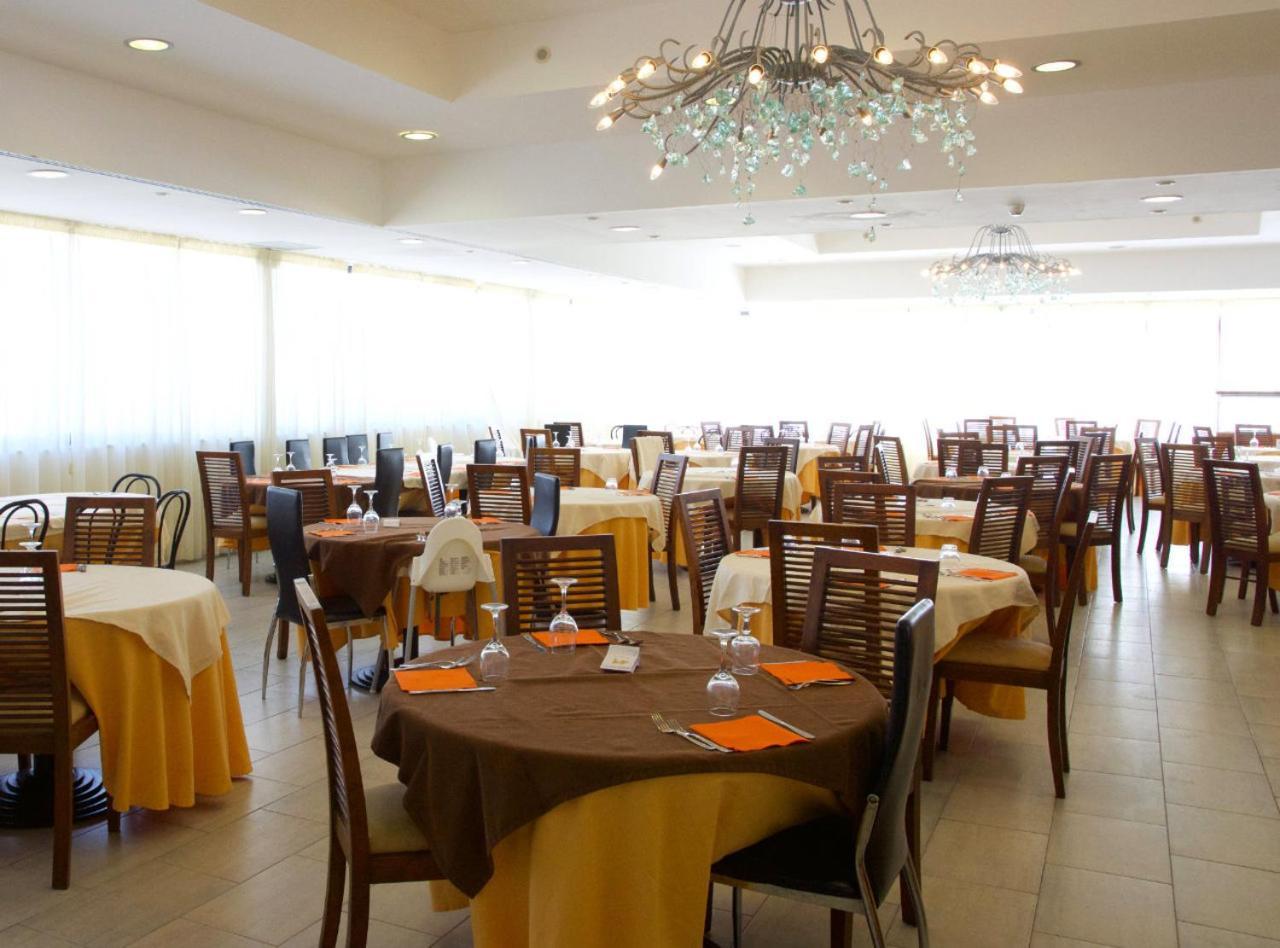 Villaggio Club Baia Dei Gigli 이솔라 카포 리주토 외부 사진